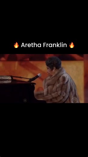 26K views · 880 reactions | Aretha Franklin - You Make Me Feel Like A Natural Woman" as a tribute to songwriter Carole King, at the 2015 Kennedy Center Honors | Legendary Musicians | Facebook