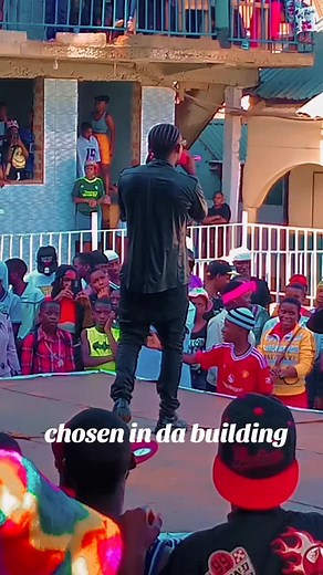 ফাউন্টেন কলেজ কাটুকের মজার ঘটনা