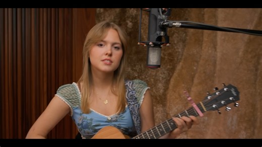 (Just Like) Starting Over - John Lennon (Cover by Emily Linge)