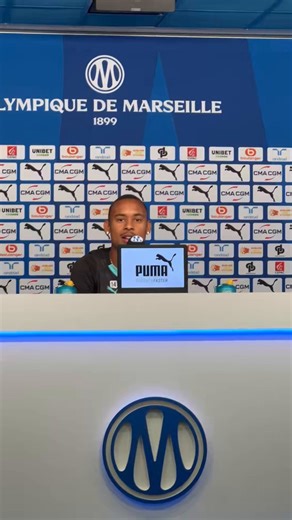 🚨Igor Paixão sur le nouveau logo de l’OM :« J’aime les deux logos, mais celui-ci est plus moderne. J’ai hâte de jouer avec. Je le trouve très réussi et vraiment moderne. Il rendra très bien sur le maillot ».#TeamOM #OMFCM