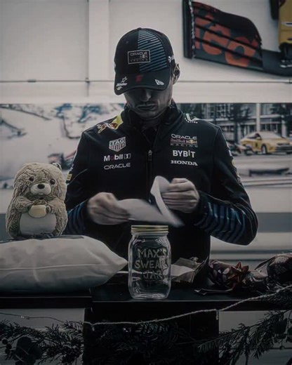 tpxme on Instagram: "Formula racing, also known as open-wheel racing in North America, is a category of single-seater motorsport where the wheels are exposed and the cars are built strictly according to a specific set of technical and sporting regulations known as a “formula.” These formulas are defined by governing bodies such as the FIA (Fédération Internationale de l'Automobile) to ensure safety, fair competition, and controlled development. [ Credit - quintxn_aep /tiktok ] Formula racing pla