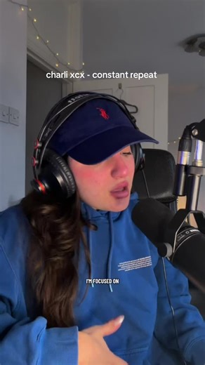 Charli XCX - Crash Cover Performance