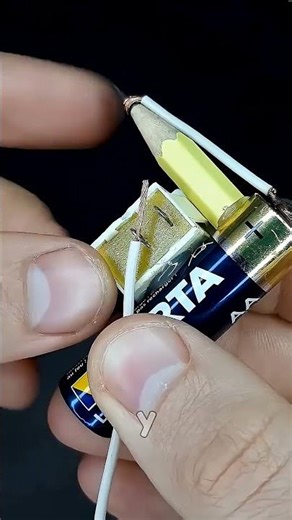 This simple experiment with a pencil will surprise you. #facts #viral