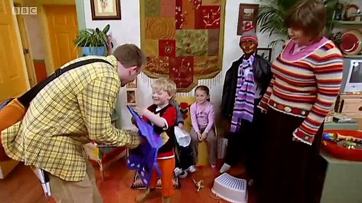 Me Too! - S2E08. Bags Away