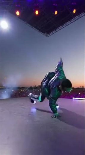 Shockingly Smooth Moves — Monkeys Dancing Like Real Pros #viral #dance #crazily #monkey