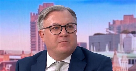 GMB guest tells Ed Ball to 'wait a sec':