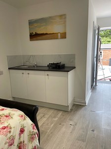 A new studio with en-suite Room