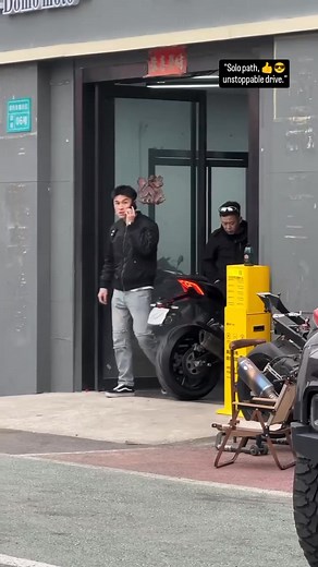 90K views · 731 reactions | Alone but always ahead. . . . #rider #riders #lowrider #ridere #horserider #riderich #lowriders #kamenrider #ridersofinstagram #bagriders #advrider #moriderisa #dressagerider #ghostrider #ridersbook #sorridere #sorrideresempre #strider #great_rider10 #davestrider #harleyrider #moriderisaapp #bikerider #easyrider #flynnrider #mtbrider #motocrossrider #rideresempre #nmaxriders #briderobe | Rubinazary Raider | Facebook