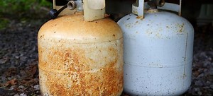 8 Types of Propane Tanks | DoItYourself.com