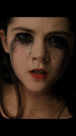 Space of Cinema on Instagram: "Isabelle Fuhrman auditioned for the part of Esther while wearing an old-fashioned dress and ribbons around her wrists and neck. In the screenplay, Esther was described as having fair skin, delicate features, and platinum blonde hair. Although Isabelle did not fit this description, the filmmakers were so impressed with her auditions that they cast her anyway.  : Orphan (2009)"