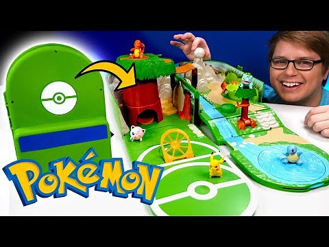 Unfolding The Pokémon Carry Case Playset