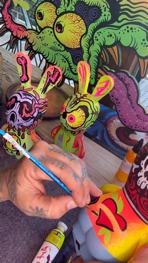 Peter Bennett on Instagram: "Little glimpse of these munted rabid rabbits 🐇 I’m painting atm …I’m getting close to opening the cage and setting them free ⚡️⚡️⚡️⚡️⚡️⚡️thanks for looking"