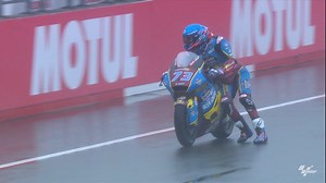 Watch the 5 Key Moments from the 2019 #JapaneseGP 🇯🇵 weekend! 🏁 Which one was your favourite? 🤔 Let us know! 👇 | MotoGP