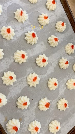 Baking student making coconut macaroons for the first time… did I pass? 🥥 #yumyum