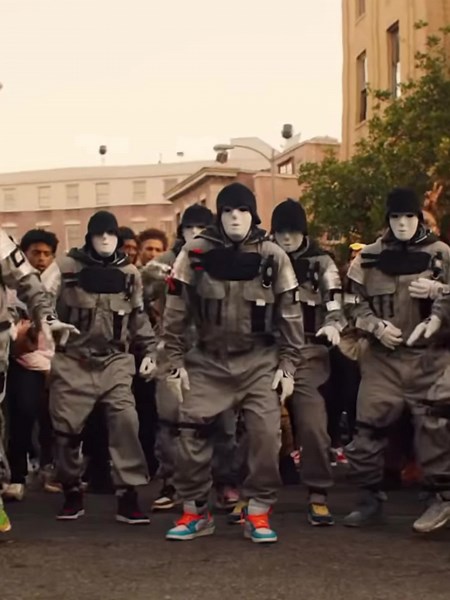 DaBaby W Emote in Fortnite: Jabbawockeez Style!