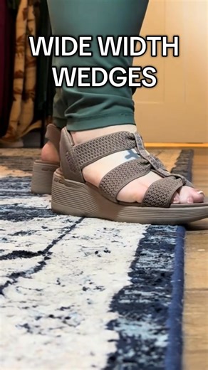 These wedges slip on and off your feet and are wide foot friendly! #plussizeclothing #plussizeclothes #plussizefashion #plussize #fashion #clothing | That Plus Size Girl