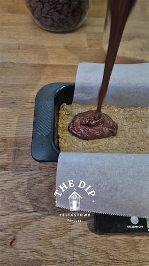 Introducing The Felixstowe Frownie Flapjack meets Brownie.. served where the shore meets the sea, made in Suffolk with real Callebaut Belgian Chocolate and our secret recipe Sticky Flapjack. baked with love. A little slice of seaside comfort—rich, gooey, and unapologetically indulgent. 🌊🍫 #SuffolkBakes #Felixstowe #FelixstoweFrownie #ChocolateFrownie #SeasideTreats #MadeInSuffolk #CraftedSimple #BakeryByTheSea #ComfortFood #FreshlyBaked #SweetEscape #Flapjack #Brownie | The Dip