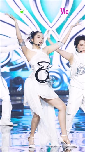 1.1M views · 35K reactions | Một hình ảnh Bảo Anh siêu mới mẻ đầy cuốn hút và đặc biệt là chất giọng vô cùng hợp với Cầm Kỳ Thi Họa đã khiến khán giả ú òa liên tục --- © Chương trình Em Xinh "Say Hi" thuộc bản quyền của Vie Channel thuộc DatVietVAC, được khai thác và bảo vệ bản quyền bởi VieNETWORK #EmXinhSayHi #EmXinh #EXSH #VieON #VieChannel #DatVietVAC | Em Xinh Say Hi Vie Channel | Facebook