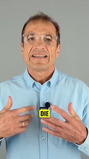 👑🍏 Die Dr. Feil Methode: Vier Schlüsselstrategien Was macht die Dr. Feil Methode im Kampf gegen Arthrose aus? Sie stützt sich auf vier fundamentale Säulen, die im täglichen Leben Anwendung finden sollten: entzündungshemmende Diät, kontinuierliche körperliche Aktivität, mentale Balance und Stressreduktion, ergänzt durch die gezielte Aufnahme spezifischer Nährstoffe. 🥦 Die ernährungstechnische Ausrichtung der Dr.-Feil-Methode legt den Fokus auf Lebensmittel, die entzündungshemmend wirken und so