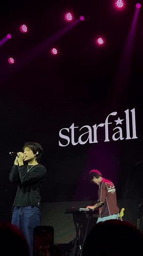 Starfall Live Performance at Keshi Requiem Tour