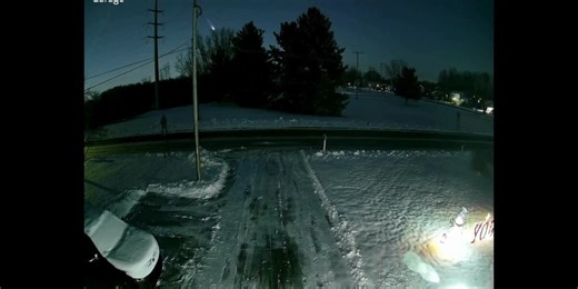 Fireball streaks across the sky in Michigan