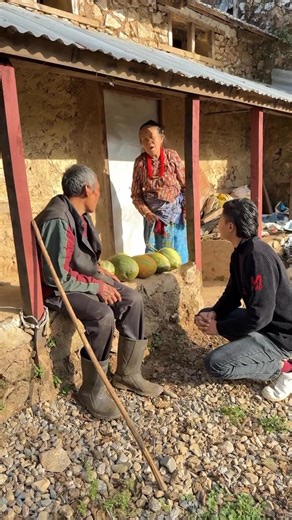 557K views · 51K reactions | Jindagi ma sabai bhanda thulo kura paisa ho re tara tyo bhanda ni mathi aabhav ma vayeko manche ko muhar ma muskan lyaunu ho❤️‍啕 #fypシ゚viralシfypシ゚ #trendingreelsvideo #unfreezmyaccount #sharinghappiness | Abhinav Bajra | Facebook