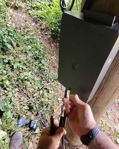 Jason Russell on Instagram: "Hooking up an @inlite_global smart hub is quick and easy. Once mounted, just strip the wires, twist and insert the wire into the EASY-LOCK connector and lock it down. Add the terminal cover and you’re done! #drdecks #yourprescriptionforquality @inlite_pros.na @inlite_ryan"