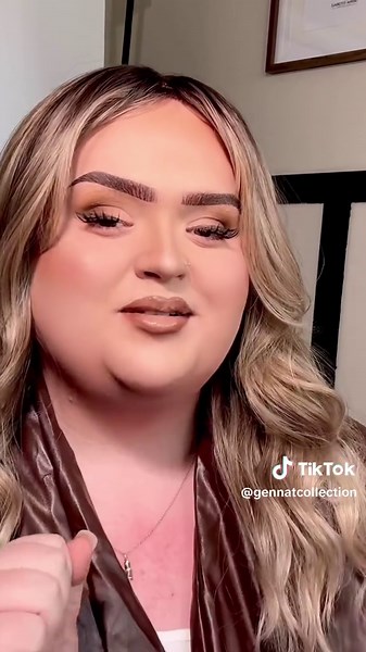 Stunning Makeup Tutorial with Amelia's Final Look