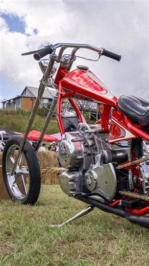 Chopper Feed on Instagram: "Rotary Chopper! 1976 Suzuki RE-5 from Clay Krick aka @white_trash_white_rice. Paint by @noluckpaintworks. Photos: @drewperlmutter for @bikeboundblog at @bornfreeshow Texas. Full gallery of show bikes live today on ⚡️BikeBound.com⚡️ ——— #chopper #choppers #chopcult #kustom #kustomkulture #chopperlife #choppermotorcycle #rotary #rotaryengine #rotarypower #suzukire5 #custombike #choppermotorcycle #bornfreeshow #bornfreetexas #bftx #chopperporn #chopperbike #bikebound"