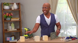 7.4K views · 304 reactions | Watch as Kenneth Wingard adds just the right amount of retro vibes to your home with his vintage license plate crafts! For full instructions, visit: https://www.hallmarkchannel.com/home-and-family/how-to/diy-license-plate-crafts | Home & Family | Facebook