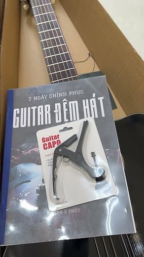 Mua 1 Được 6 Guitar Classic Guitar Acoustic đều được tặng đầy đủ sách học Guitar cấp tốc
