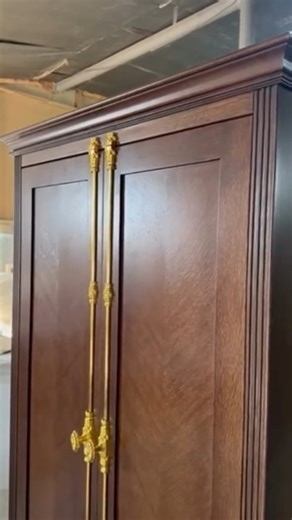 espagnolette.co.uk on Instagram: "Strength that locks in confidence 🔒✨ Our cremone bolts deliver smooth operation, solid grip, and long-lasting reliability for doors and windows. 🔗 Discover the collection: https://espagnolette.co.uk/category/espagnolette-cremone-bolt/ #CremoneBolt #ReliableSecurity #DurableHardware #ArchitecturalHardware #BuiltToLast #PremiumQuality #espagnolette"