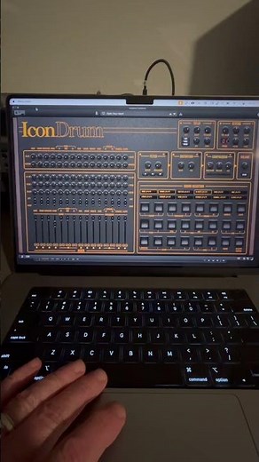 Classic drum beat with Gforce Software Icondrum
