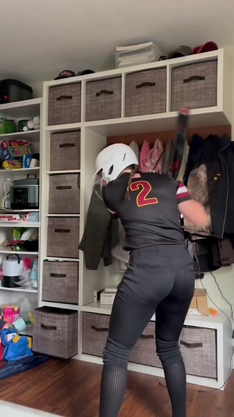 my #1 inspiration btw#funnyvideo #softball #softballskills #tiktok #baseball #sports #trending