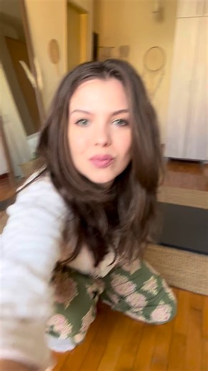 1.9K views · 408 reactions | Želiš da pomogneš svom želucu? Napiši u komentaru reč PRIJAVA i šaljem ti sve informacije o programu ✨ #vezbezazeludac #programzazeludac #zeludac | Jelena Jovanovic | Facebook