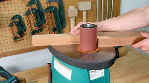This compact oscillating spindle sander gets the job done. How would you put this sander to work? Learn more: https://bit.ly/2OXeu4I | Grizzly Industrial, Inc.