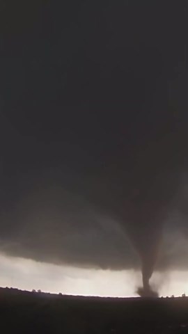 Tornado Time Lapse – Watch the Sky Spin! 😲🌪️