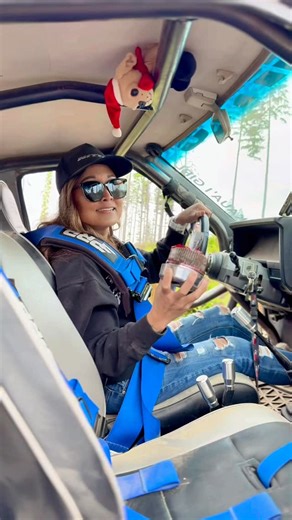 Kris on Instagram: "When I took the 4Runner out for a little shakedown, I broke the front passenger side axle shaft. The stub shaft broke and the truck literally spat it out with the manual locking hub onto the rocks. Whoops! By Monday morning, @yukongearandaxle was on it and had my new axle shafts, complete with Super Joints, on order and on its way to me. I told everyone that if and when I broke the stock shafts, I’d upgrade to Yukon’s chromos. Those stock shafts didn’t make it past the first 