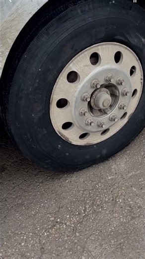 Steer tire change over with new tires