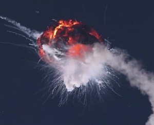 1.5K views · 36 reactions | Firefly Aerospace's first Alpha rocket suffered a catastrophic anomaly during its first launch that led to the loss of the vehicle two and a half minutes into flight. Everything went smoothly until the rocket went supersonic, at which point it began to tumble and then exploded in spectacular fashion over the Pacific Ocean.  | Te Whatu Stardome | Facebook