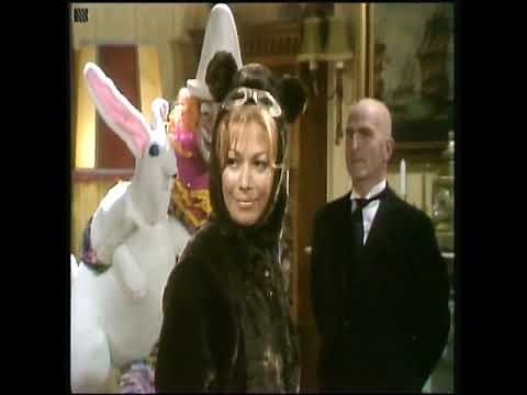 13 Teddy Bears Picnic WHODUNNIT UK 1974