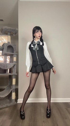 Halloween Costume Ideas: Wednesday Addams Inspiration