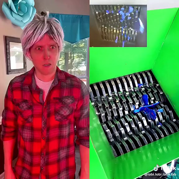 041 Me, if my fufure daughter ever brings home Annabelle #fyp #horror #parody #halloween #annabelle.mp4