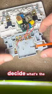 4.7K views · 21 reactions | USB Socket Repairs Made Easy: Troubleshoot Like a Pro! ⚡#USBSocketRepair #ElectricianTips #USBOutletFix #DIYElectrical #ChargingSolutions | ToolBox Talks For Electricians | Facebook