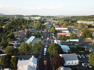 Annual Bridgewater Lawn Party and Steam and Gas Show Fireman’s Parade - Bridgewater Volunteer Fire Company