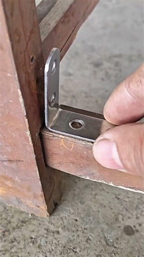 Easy Hack to Fix a Loose Table Leg Fast #furniturerepair #diytips #shorts
