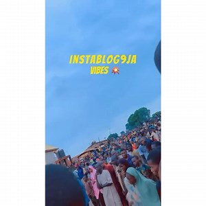 Tragedy in Niger State: Gravesite of over 100 residents reportedly kill3d after the collapse of Mokwa Bridge surfaces 💔🕊️ #MokwaBridgeCollapse #NigerState #RIP #NigeriaNews #Instablog9jaVibes | Instablog9ja