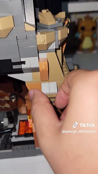 Lego Barad-dûr: Building the Dark Tower of Mordor