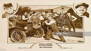 ASA 🎥📽🎬 Big Business (1929) Classic Comedy by Stan Laurel & Oliver Hardy.