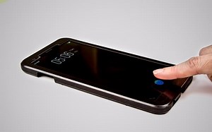 「科技三分钟」打脸iPhoneX，Synaptics发布屏下指纹芯片，真机明年初上市